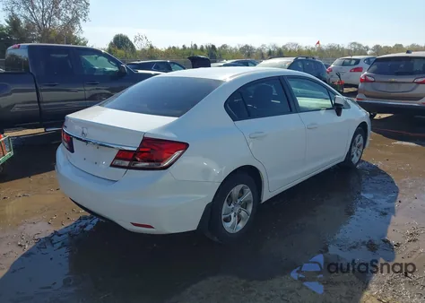 2015 Honda Civic Lx z USA, uszkodzony, nr VIN 19XFB2F58FE073894